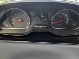 Peugeot 208 full