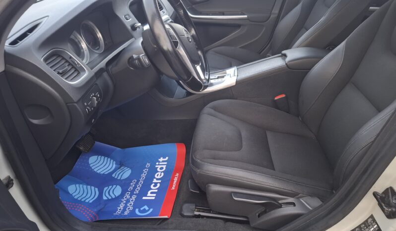 Volvo V60 full