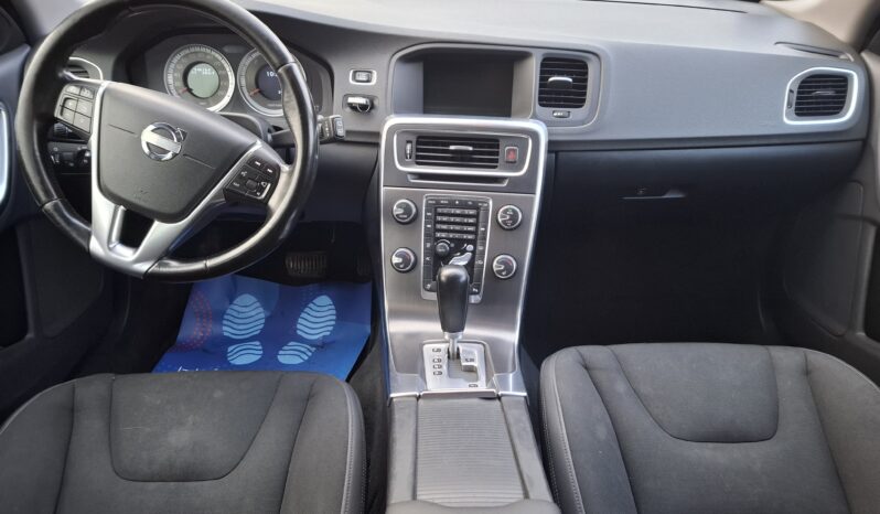 Volvo V60 full