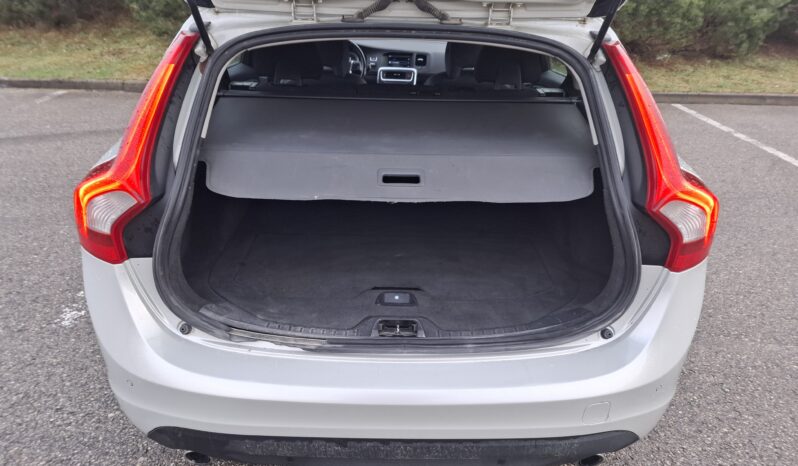Volvo V60 full