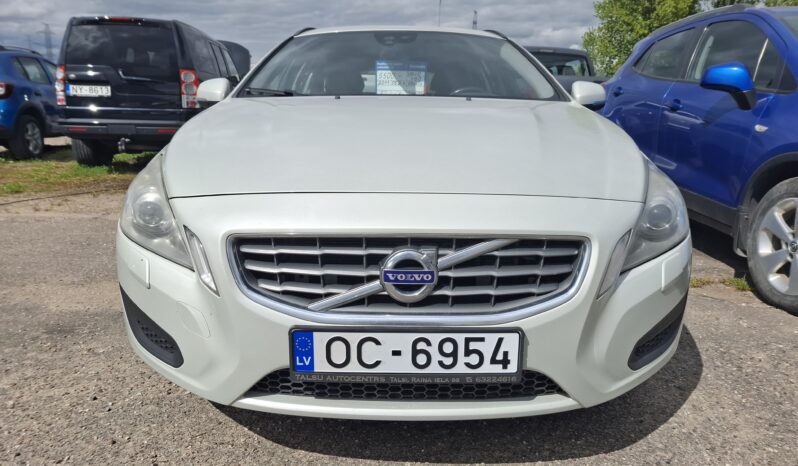 Volvo V60 full