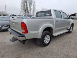 TOYOTA HILUX full