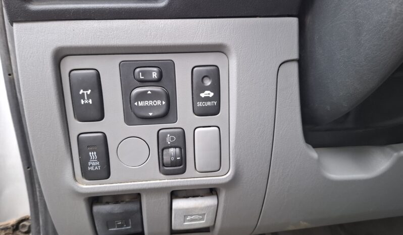 TOYOTA HILUX full
