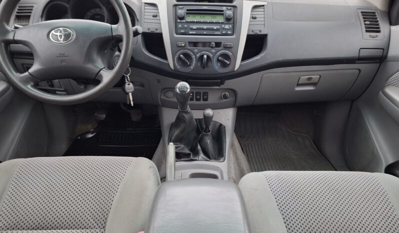 TOYOTA HILUX full