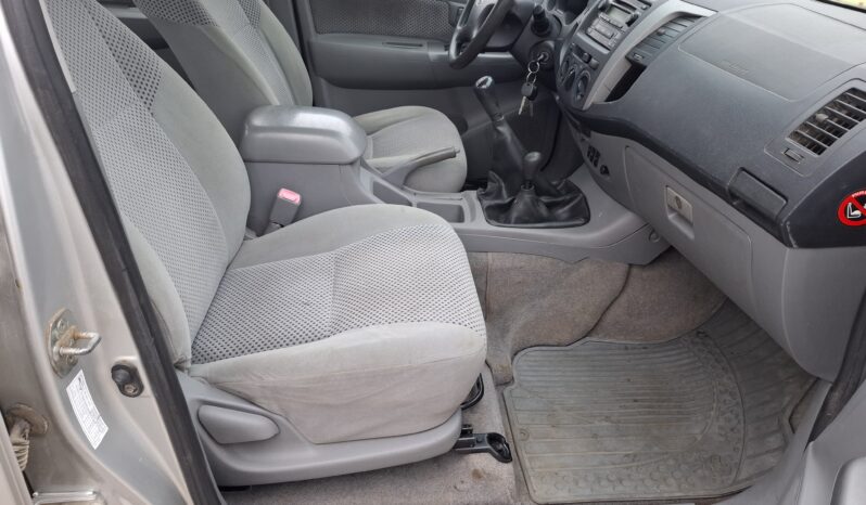 TOYOTA HILUX full