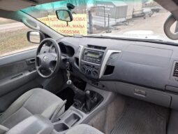 TOYOTA HILUX full
