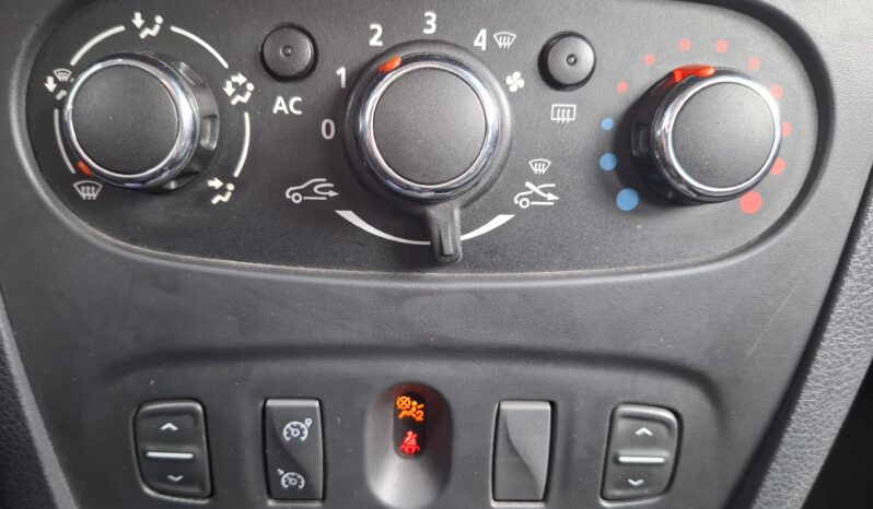DACIA SANDERO, 2015, 1,5 DĪZELIS full