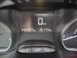 PEUGEOT 2008 1,2 BENZĪNS full