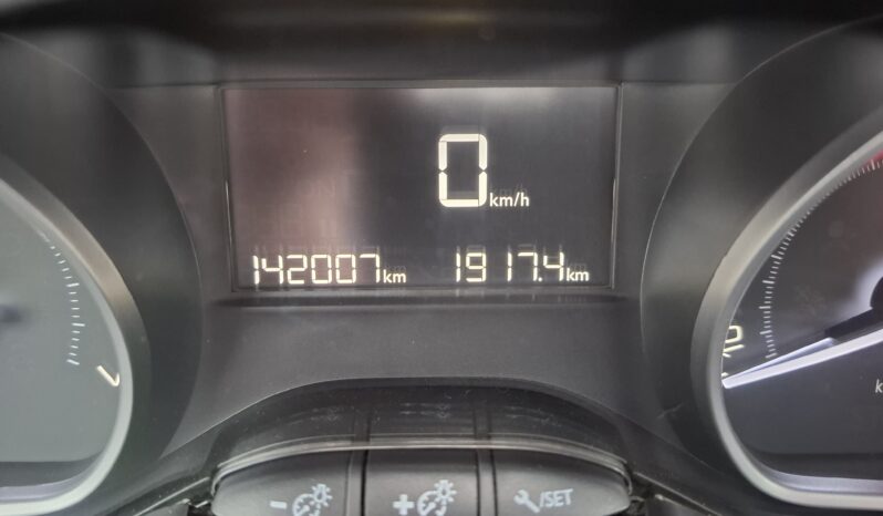 PEUGEOT 2008 1,2 BENZĪNS full