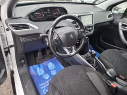 PEUGEOT 2008 1,2 BENZĪNS full