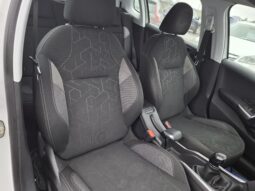 PEUGEOT 2008 1,2 BENZĪNS full