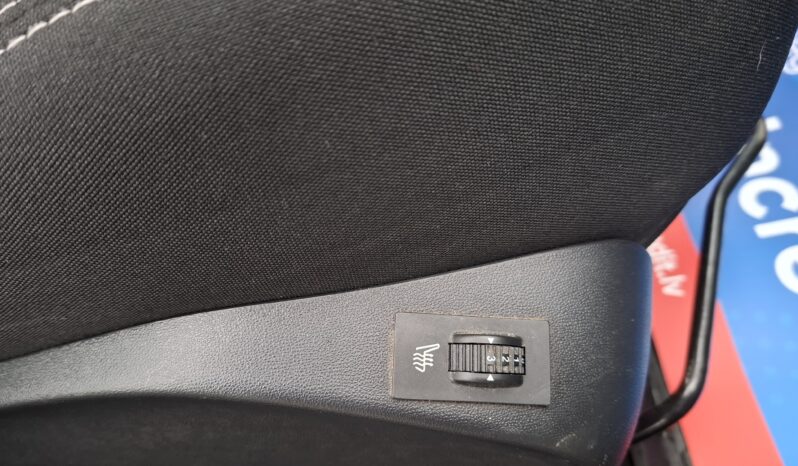 PEUGEOT 2008 1,2 BENZĪNS full