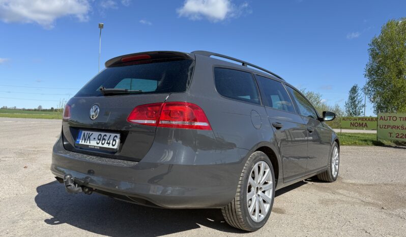 VW Passat full