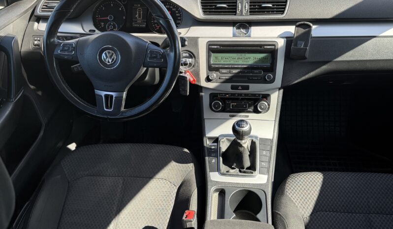 VW Passat full