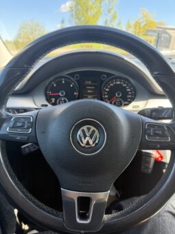 VW Passat full