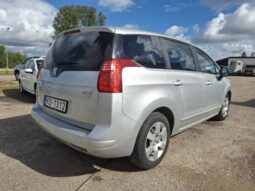 Peugeot 5008 full