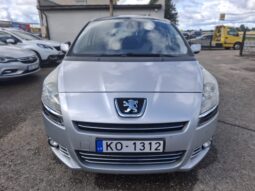 Peugeot 5008 full
