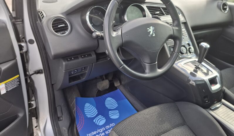 Peugeot 5008 full