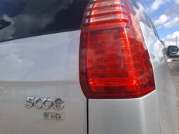 Peugeot 5008 full